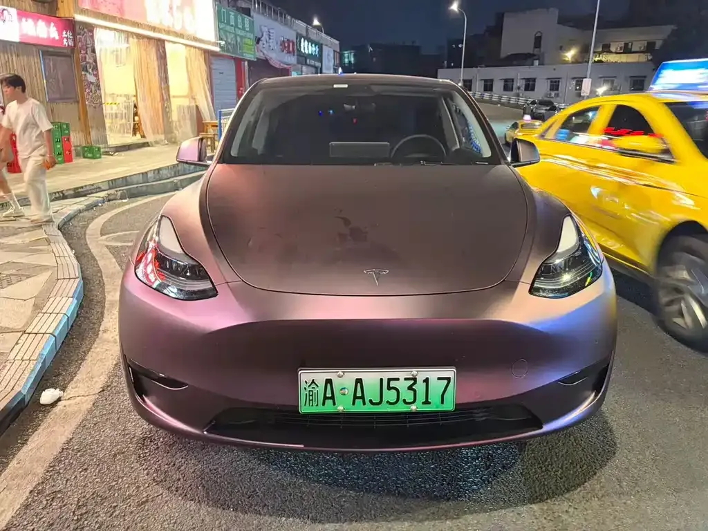 Tesla Model Y — фото 5