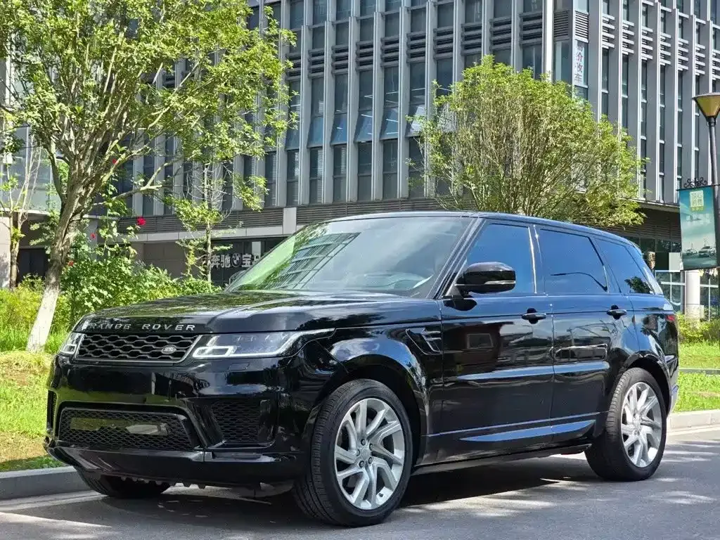 Land Rover Sport — фото 1