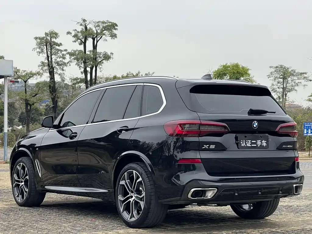 BMW X5 — фото 4