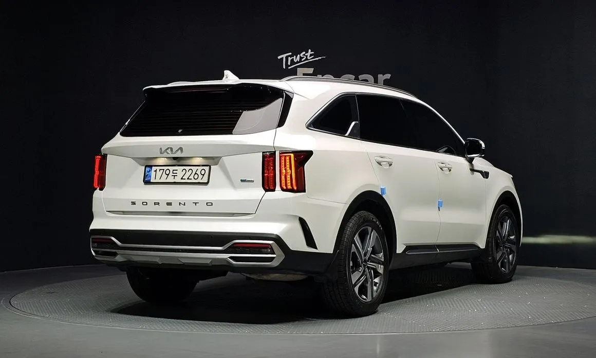 Kia Sorento — фото 3