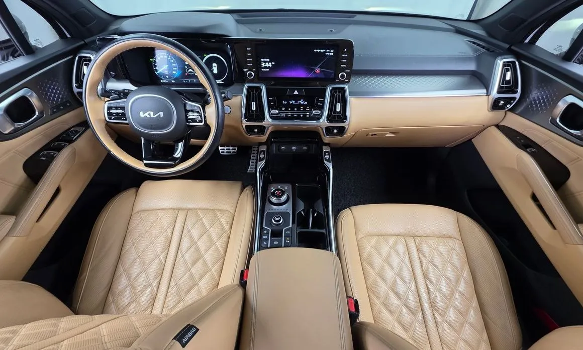 Kia Sorento — фото 7