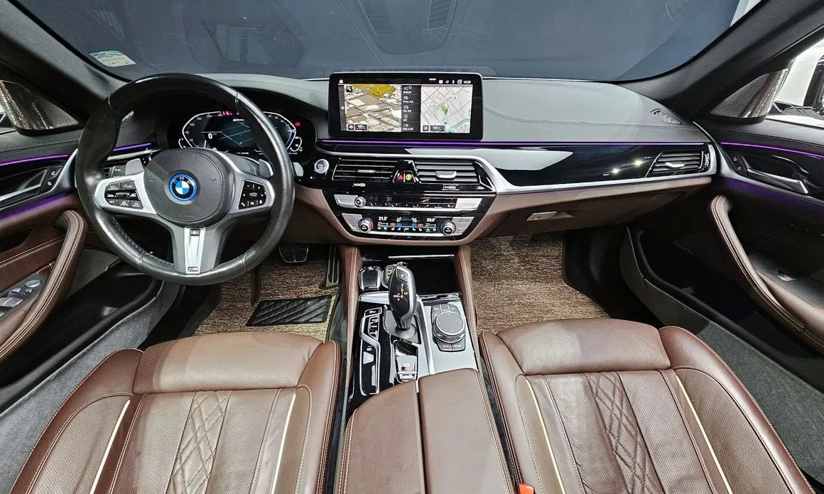 BMW 5-Series — фото 10