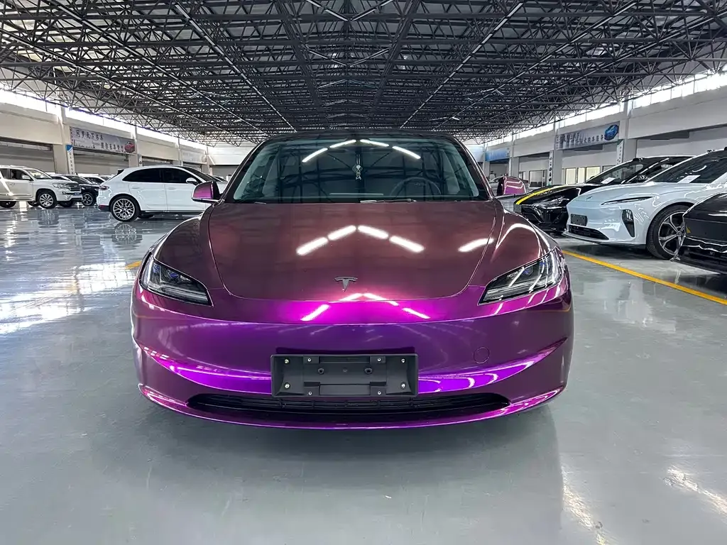Tesla Model 3 — фото 9