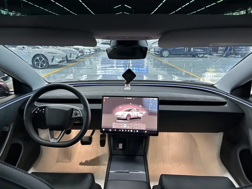 Tesla Model 3 — фото 4