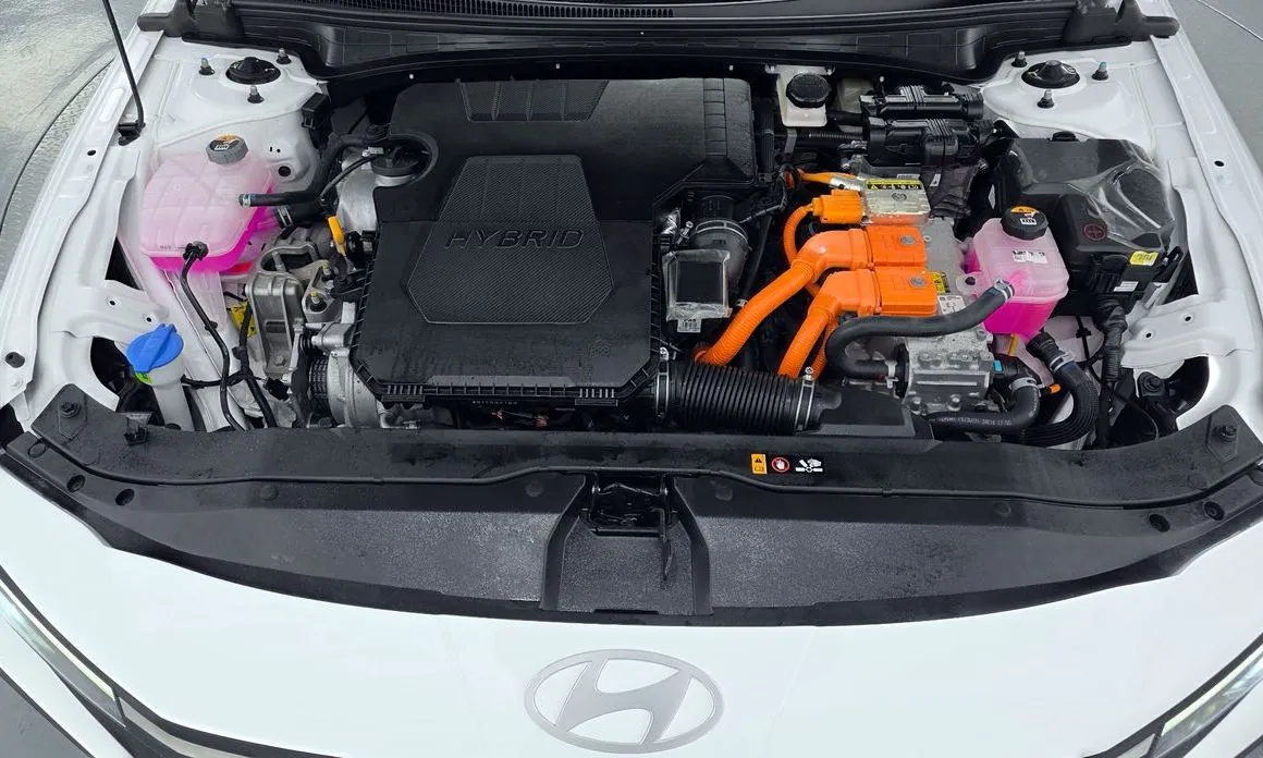 Hyundai AVANTE — фото 7