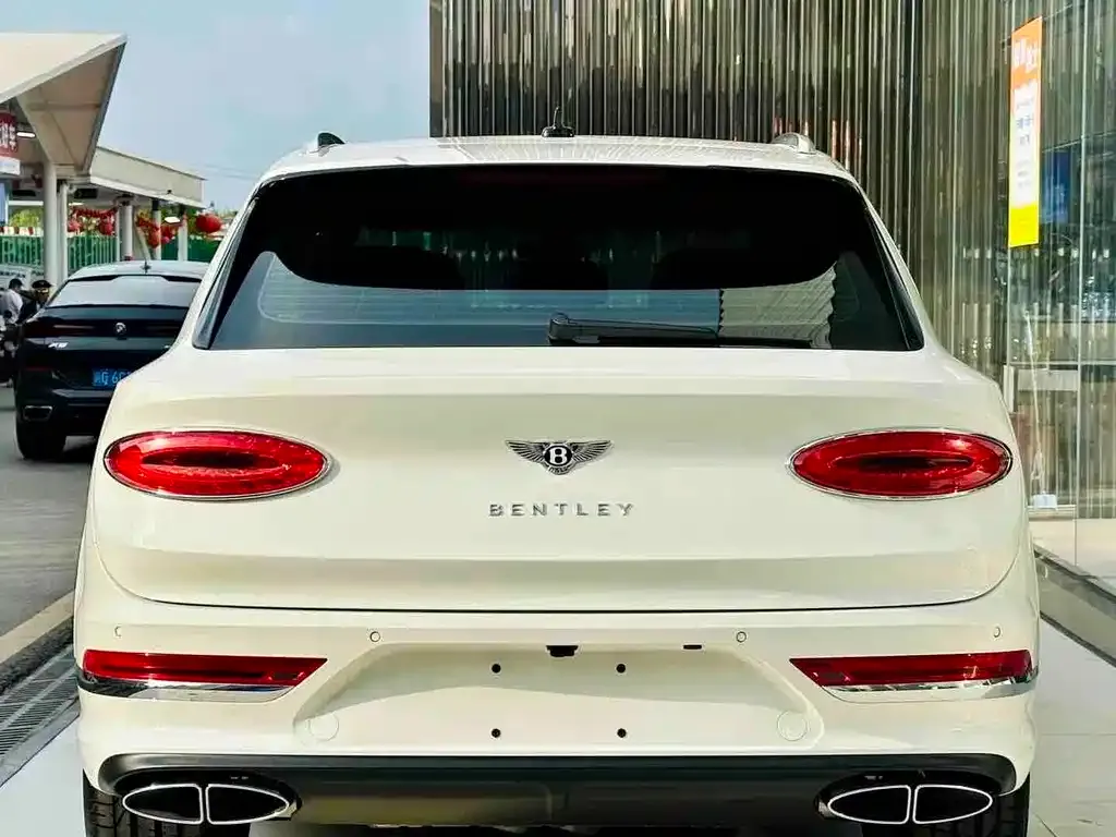 Bentley Bentayga — фото 5