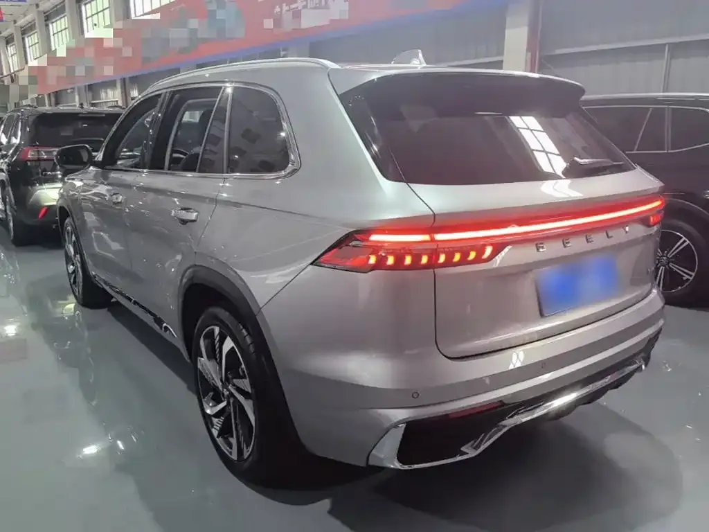 Geely Xingyue L — фото 9