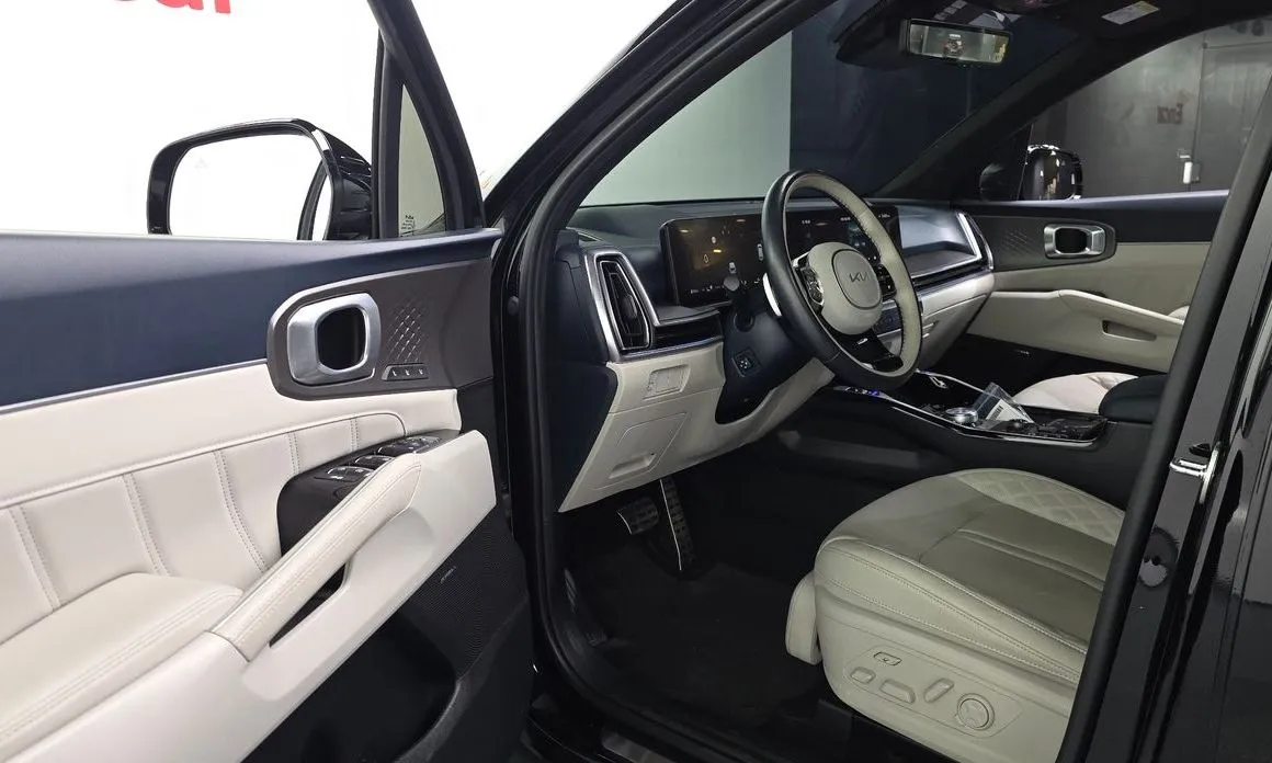 Kia Sorento — фото 6