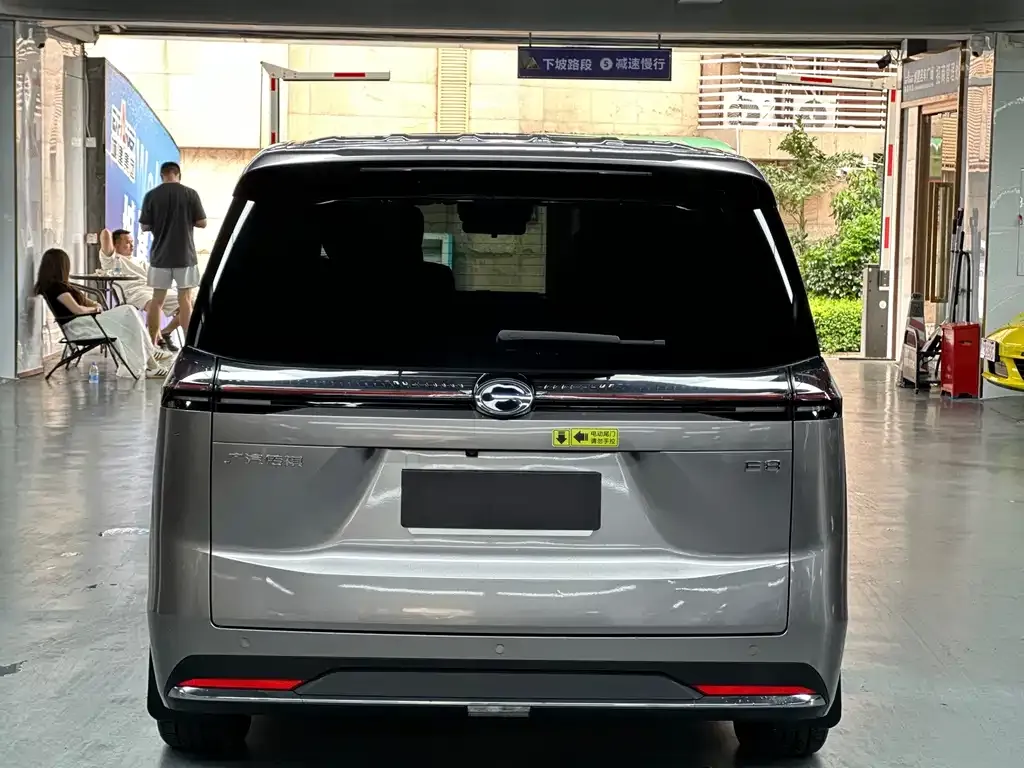 GAC Motor Trumpchi E8 — фото 9