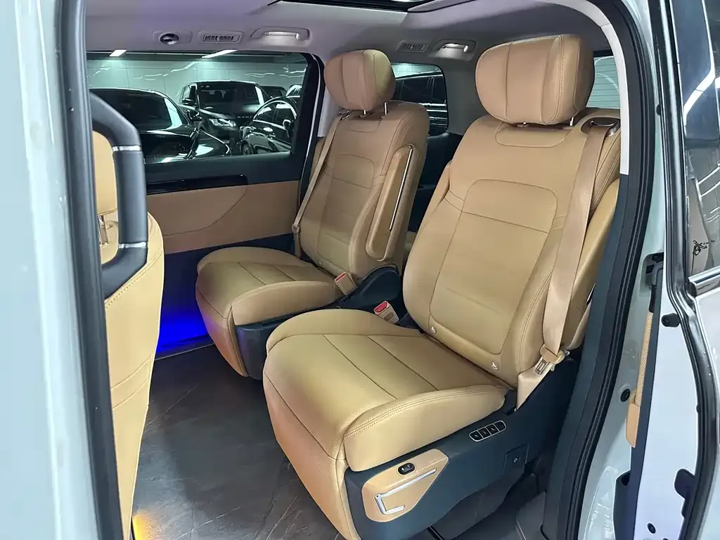 GAC Motor Trumpchi E8 — фото 4