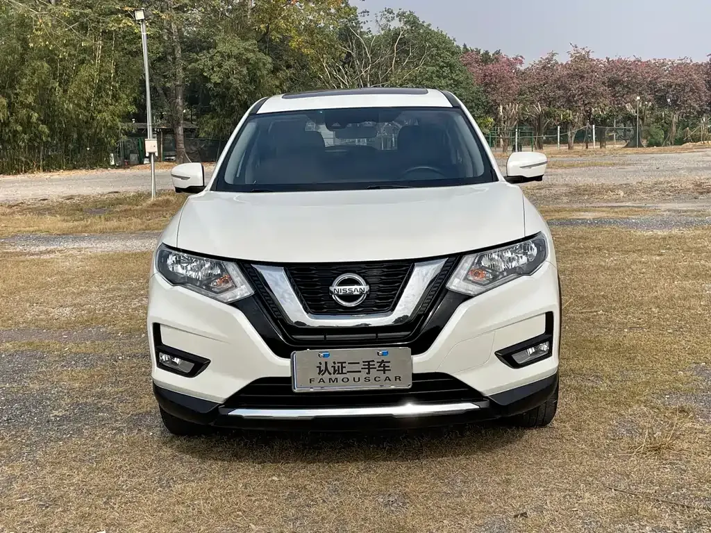 Nissan X-Trail — фото 6