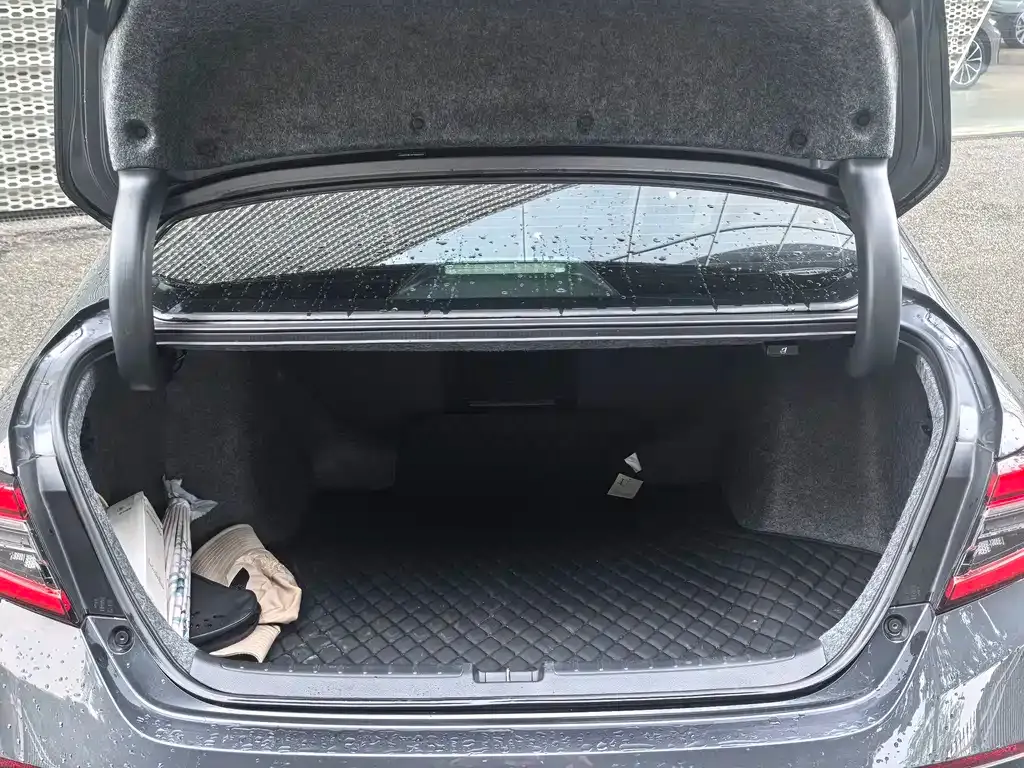 Honda Accord — фото 5