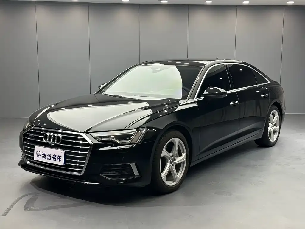Audi A6L — фото 1