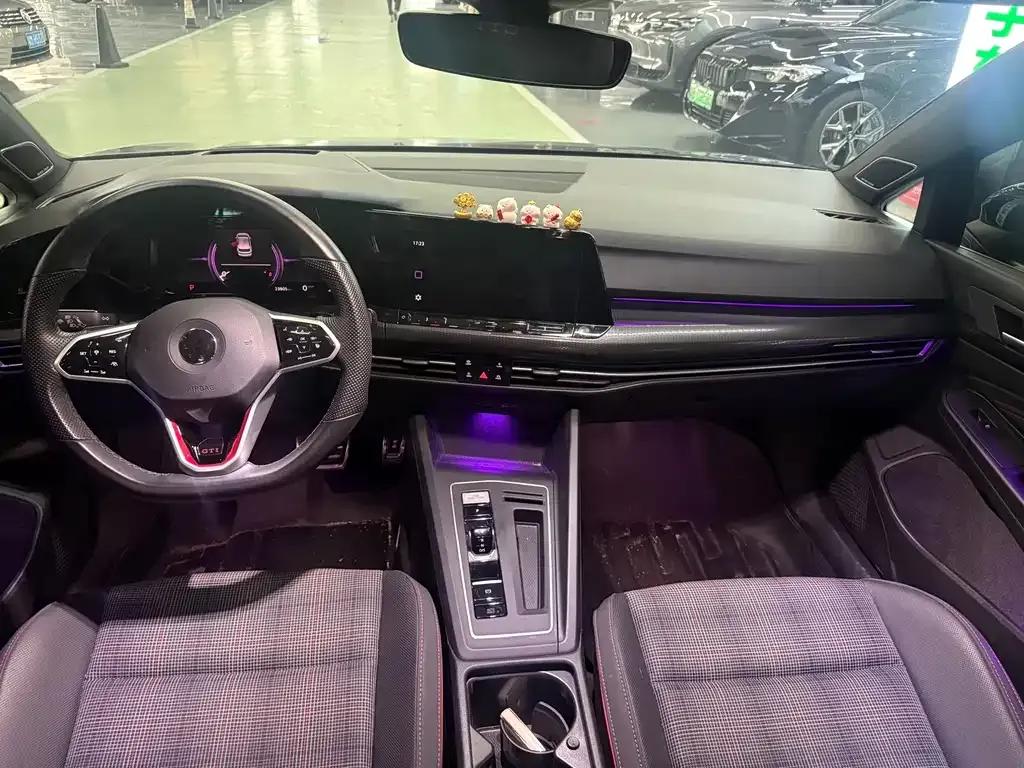 Volkswagen Golf GTI — фото 6