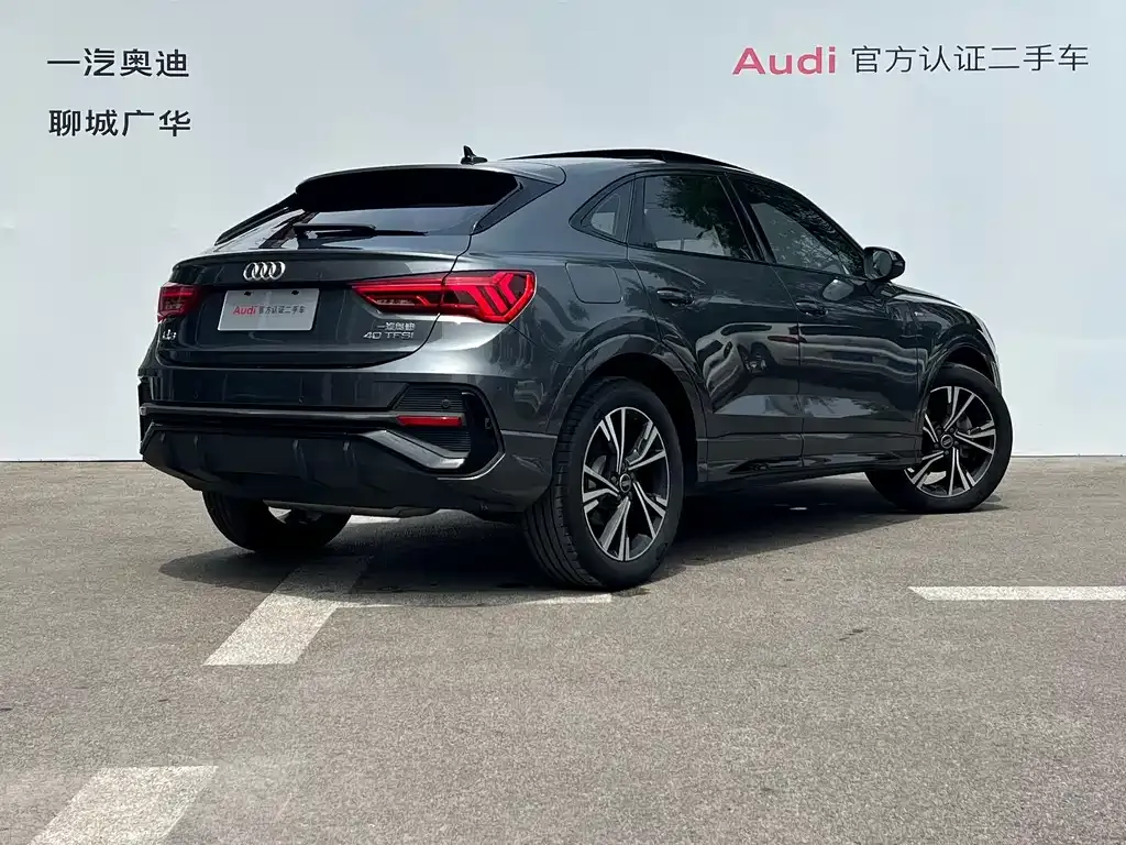Audi Q3 Sportback — фото 8