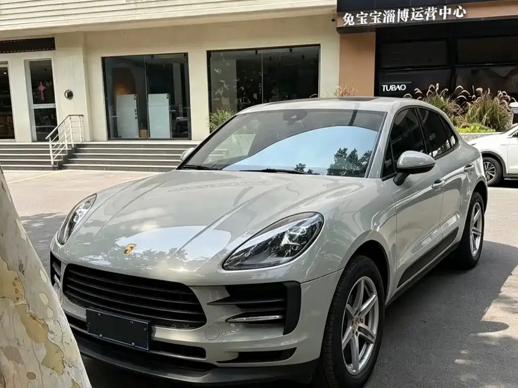 Porsche Macan — фото 1