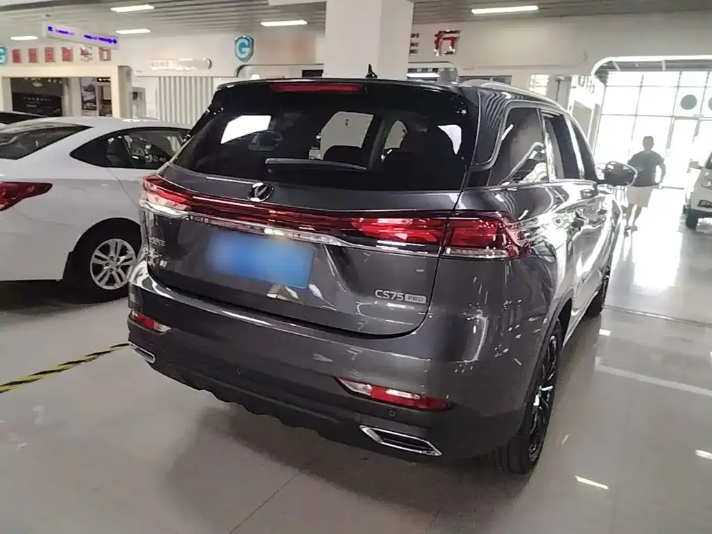Changan CS75 — фото 10
