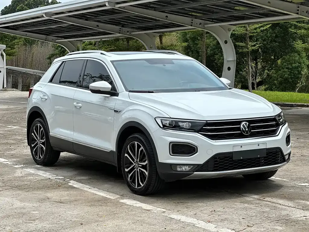 Volkswagen T-Roc — фото 5