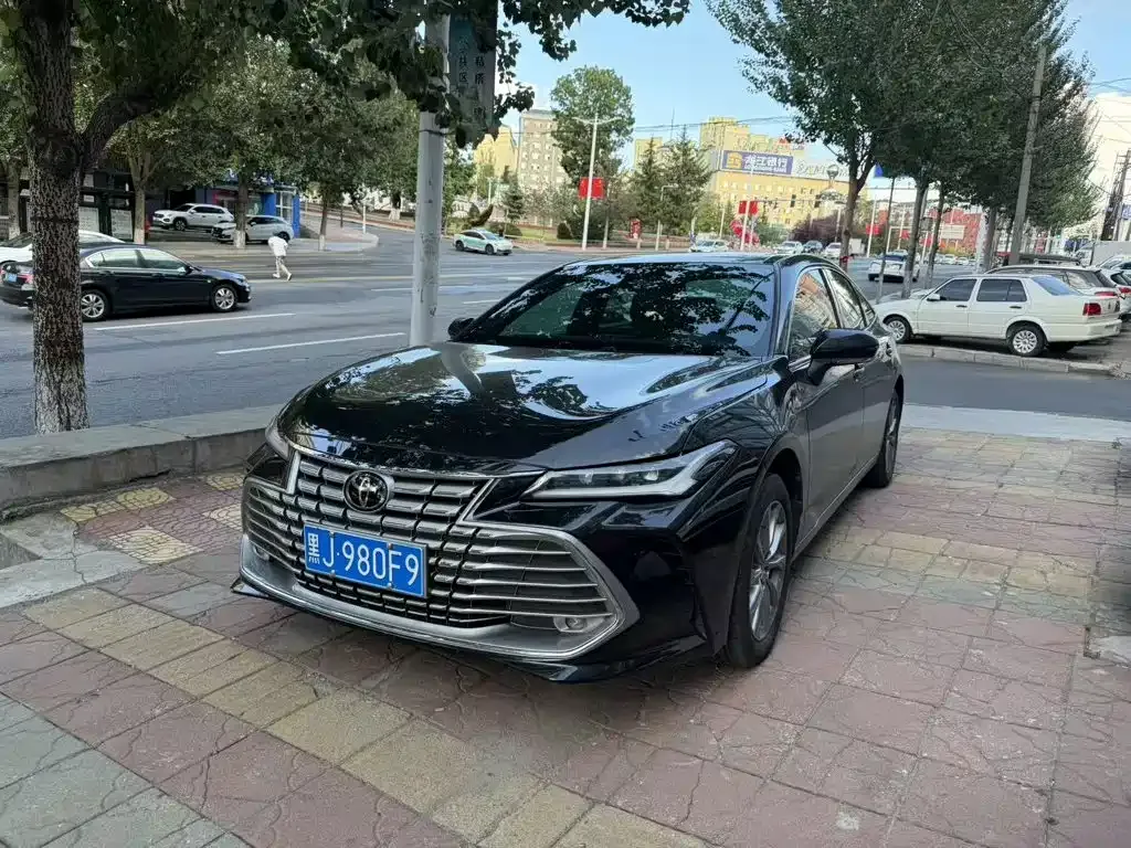 Toyota Avalon — фото 3