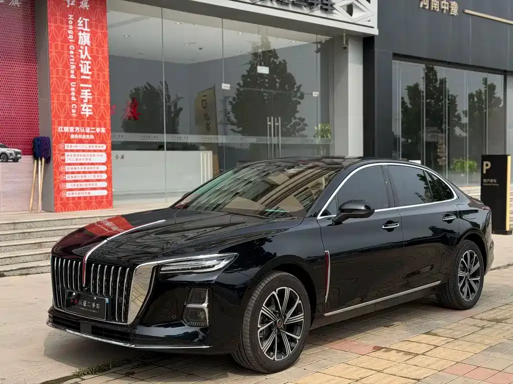 Hongqi H5 PHEV — фото 1