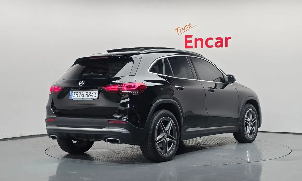 Mercedes-Benz GLA-Class — фото 7