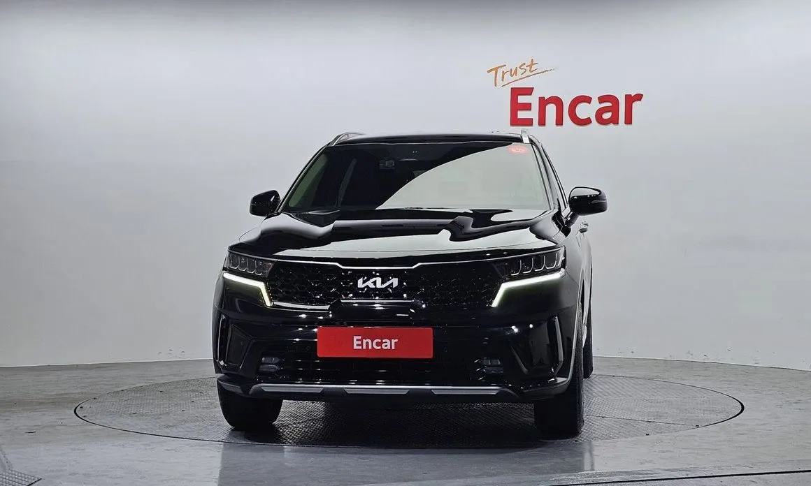 Kia Sorento — фото 6