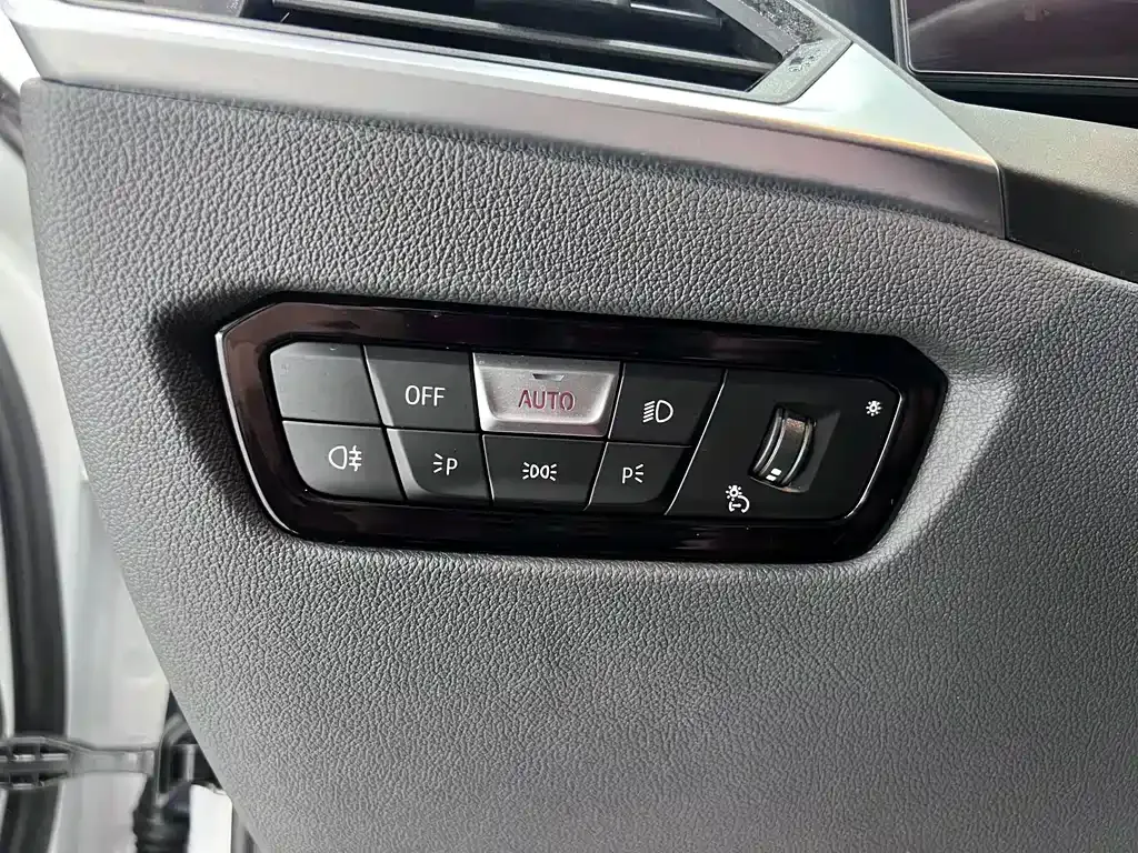 BMW 3 Series — фото 10