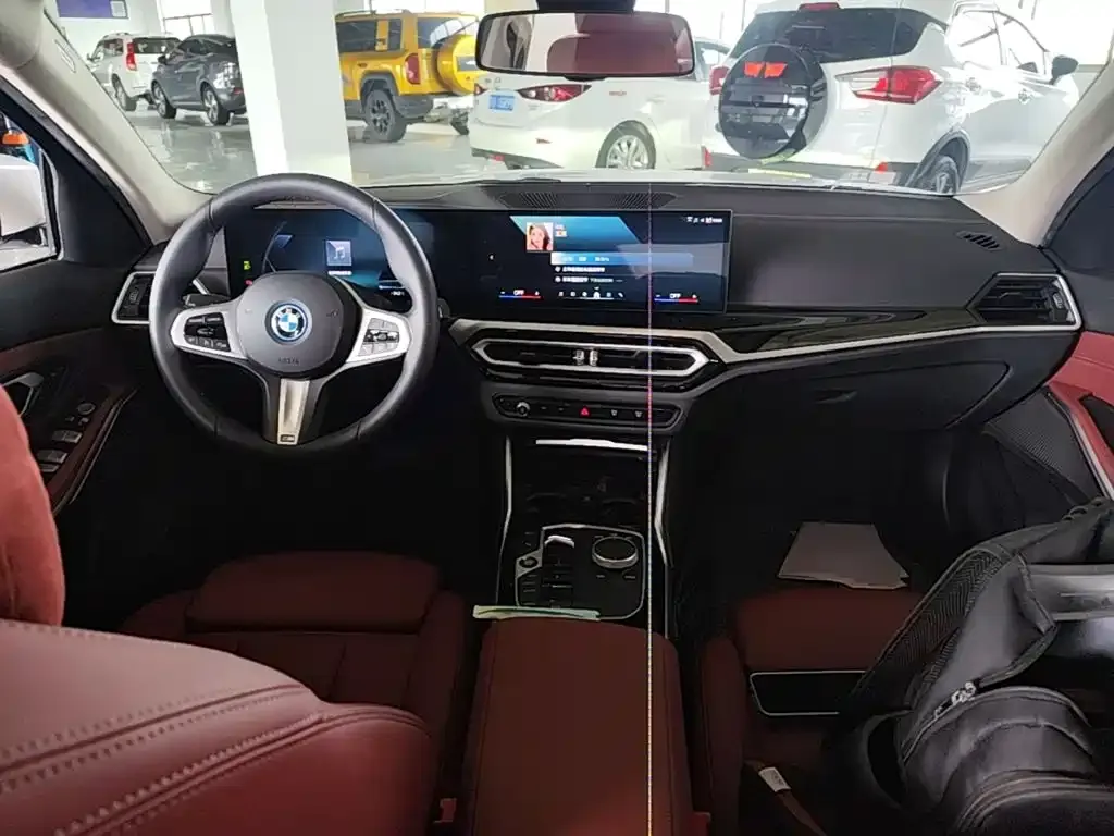 BMW i3 — фото 8