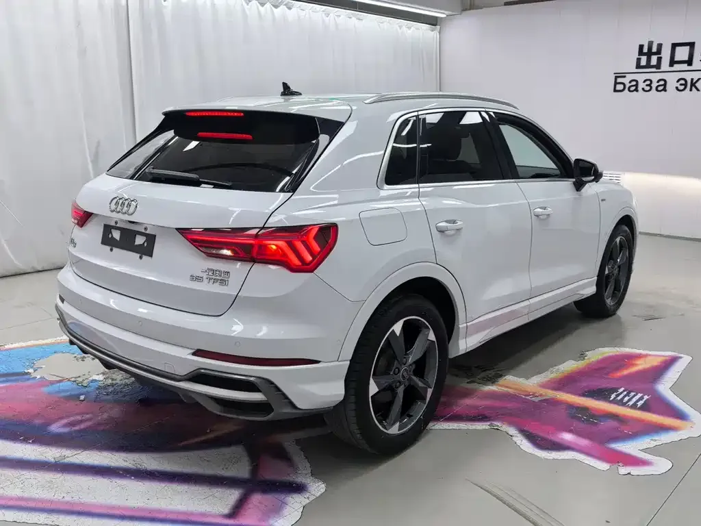 Audi Q3 — фото 6