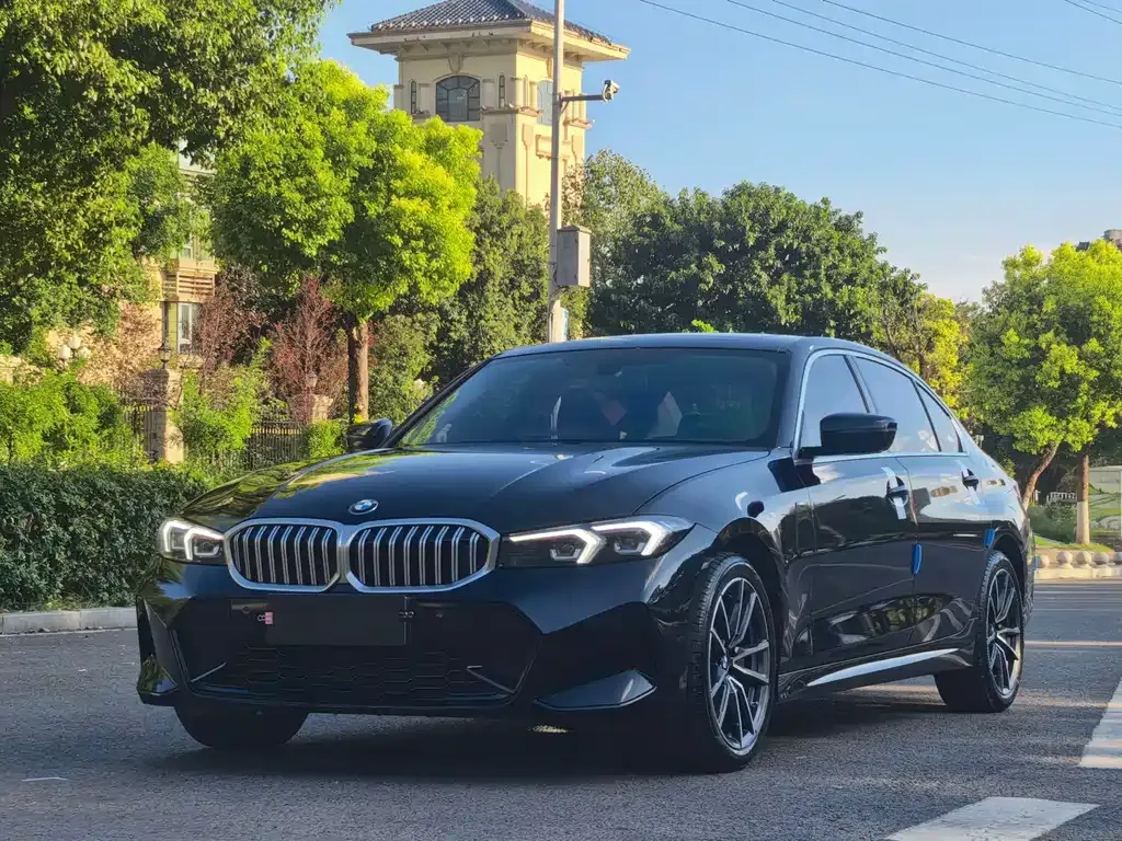BMW 3 Series — фото 1