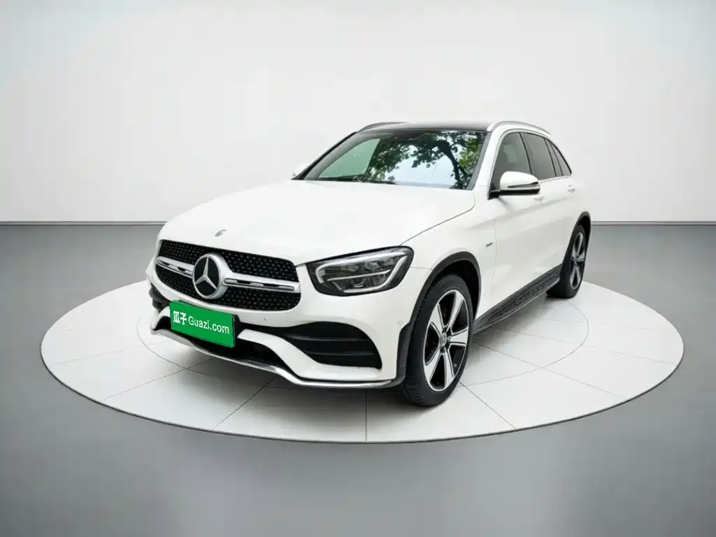 Mercedes-Benz GLC — фото 1