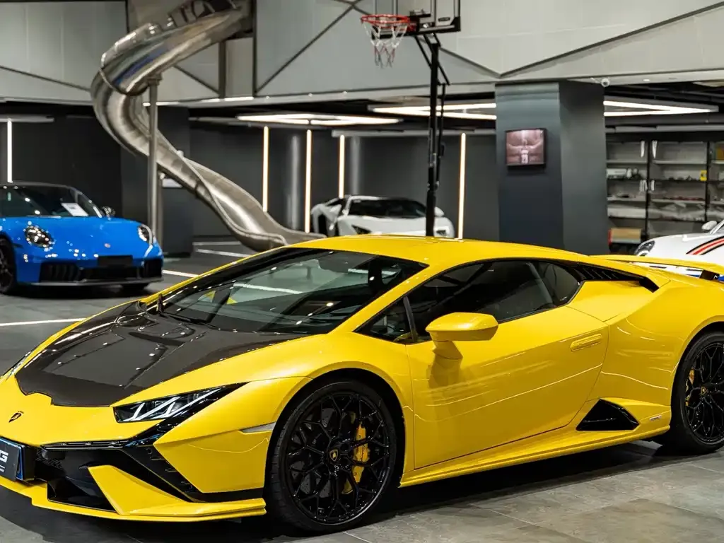 Lamborghini Huracan — фото 1