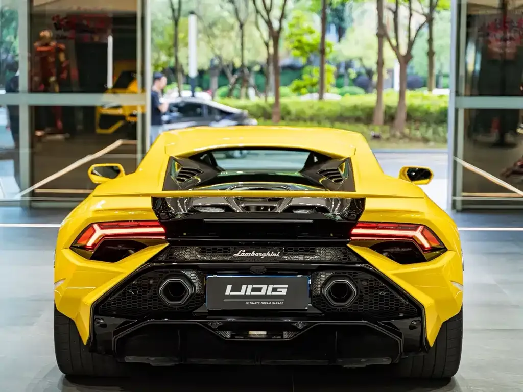 Lamborghini Huracan — фото 8