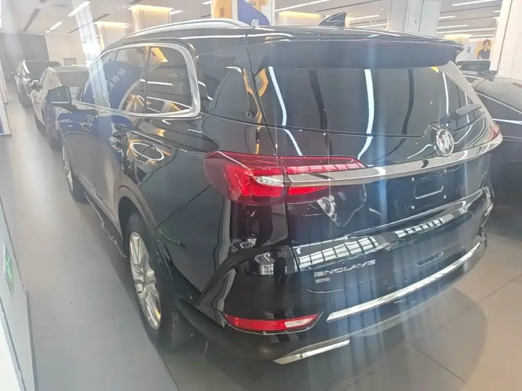 Buick Enclave — фото 6