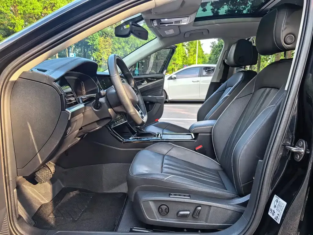 Volkswagen Passat — фото 6