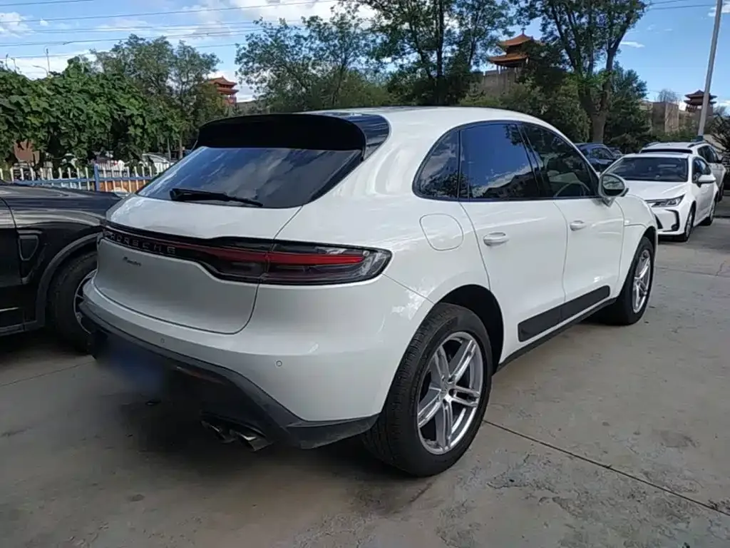 Porsche Macan — фото 10