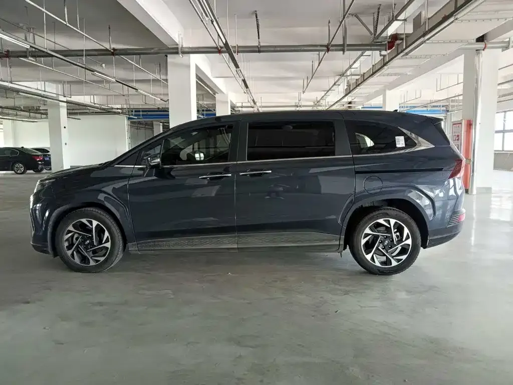 Hyundai Custo — фото 3