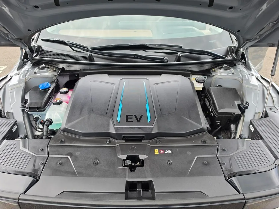 Hyundai Ioniq5 — фото 10