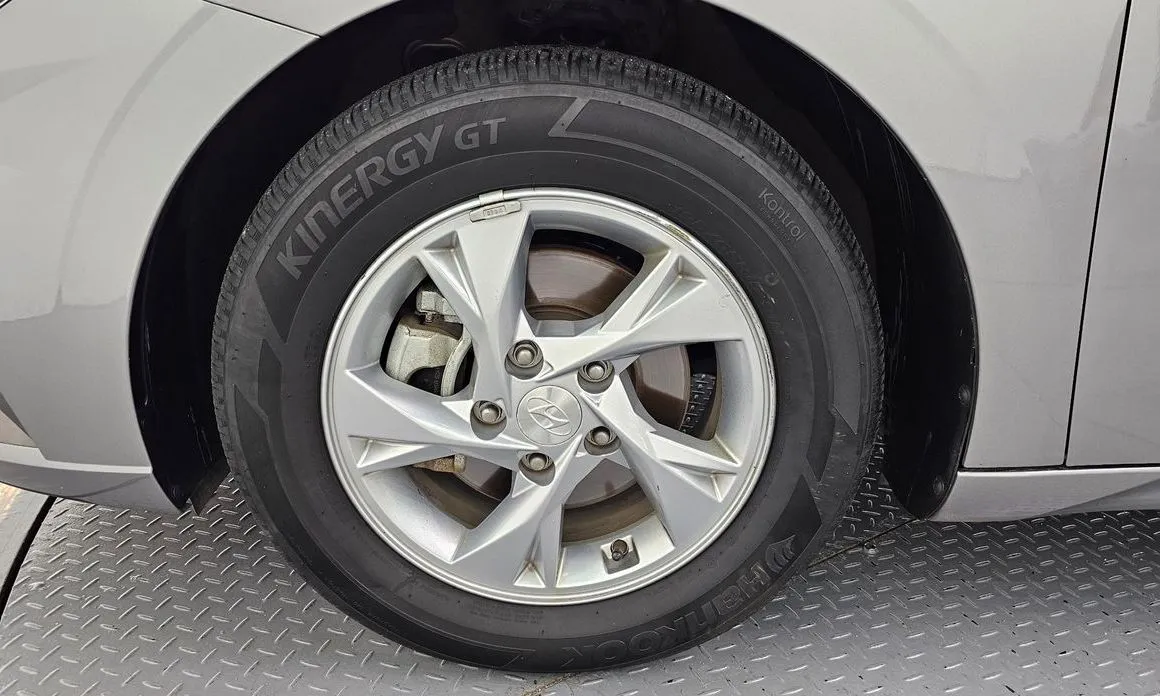 Hyundai AVANTE — фото 9