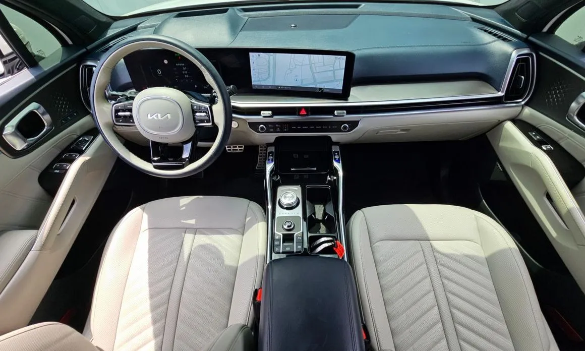 Kia Sorento — фото 8