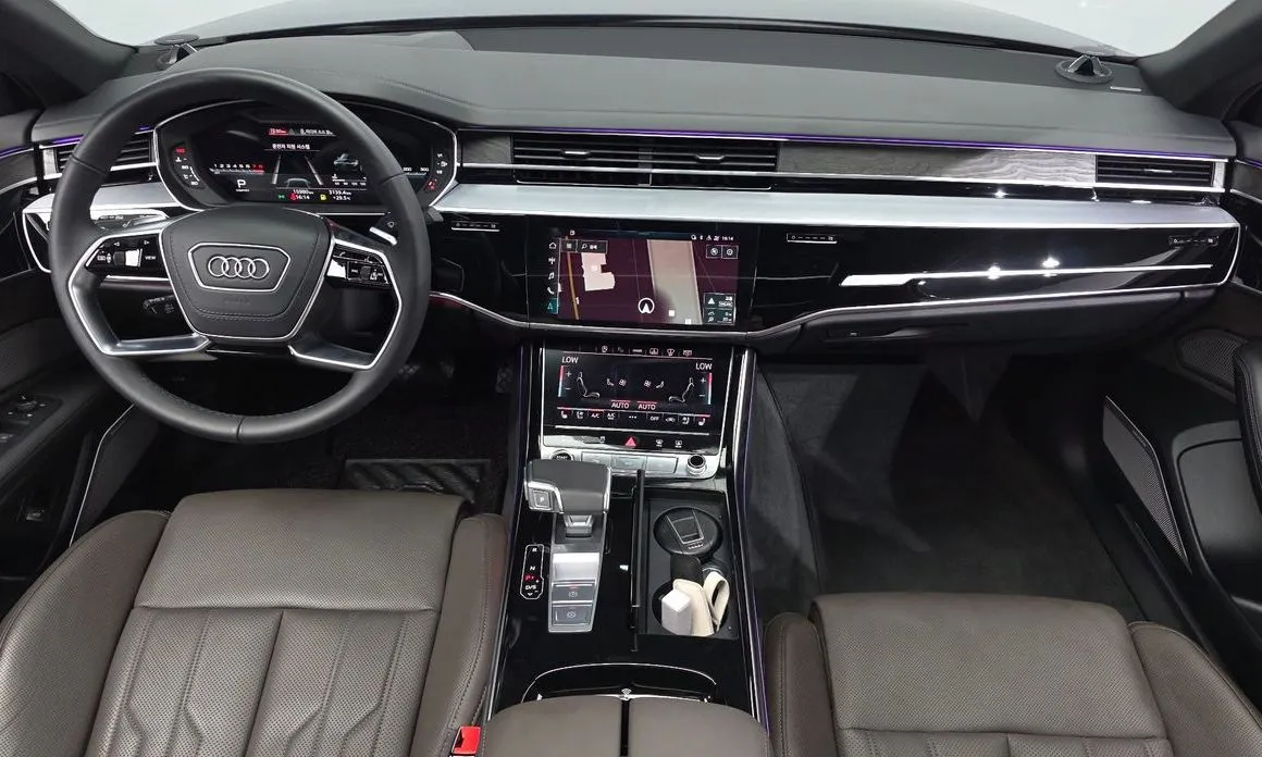 Audi A8 — фото 10