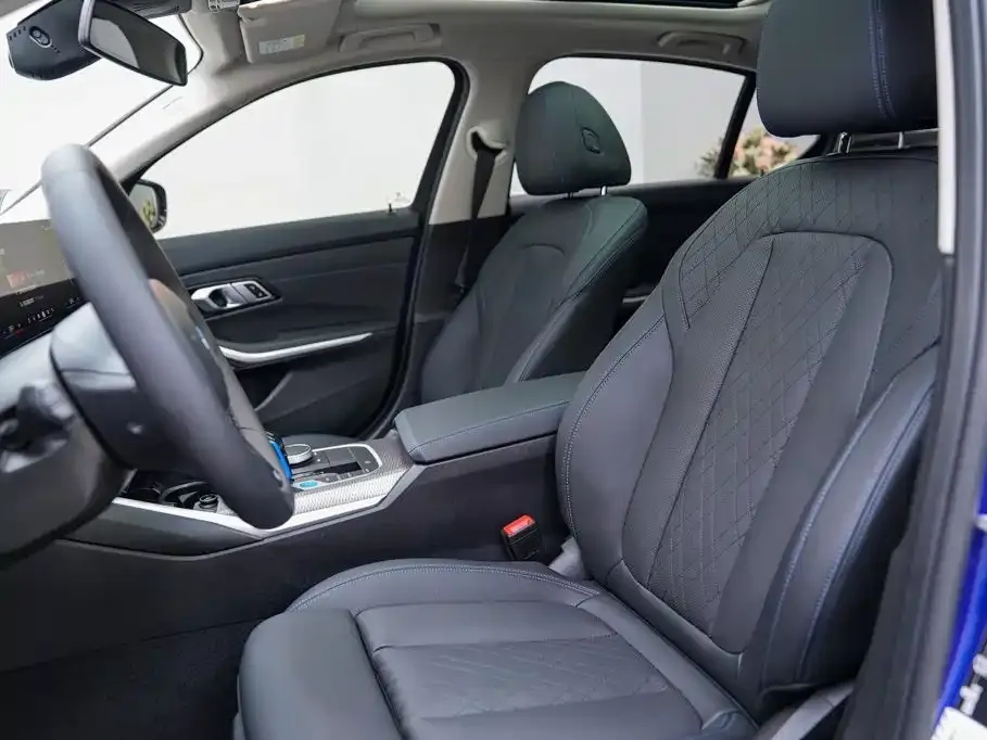 BMW i3 — фото 6