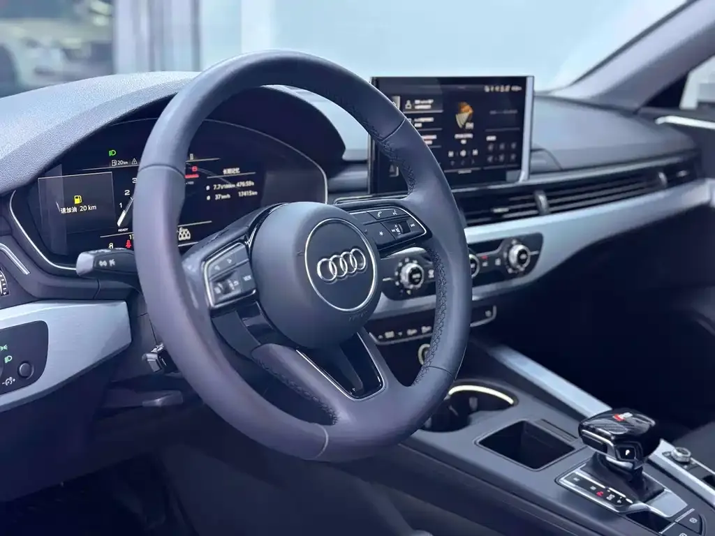 Audi A4L — фото 9