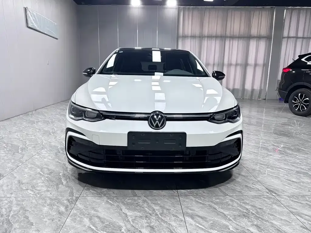 Volkswagen Golf — фото 5
