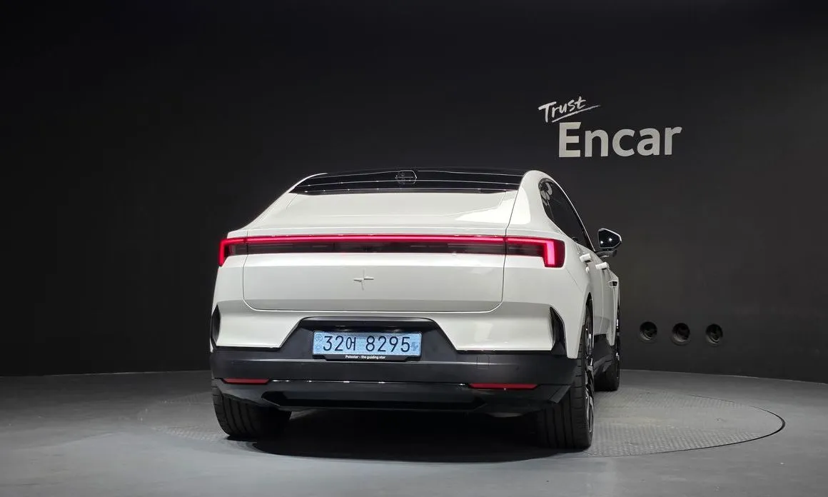 Polestar Polestar 4 — фото 4