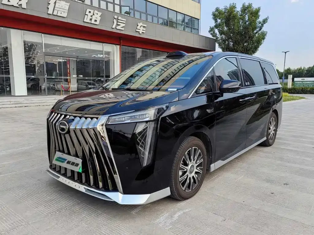 GAC Motor Trumpchi M8 — фото 1