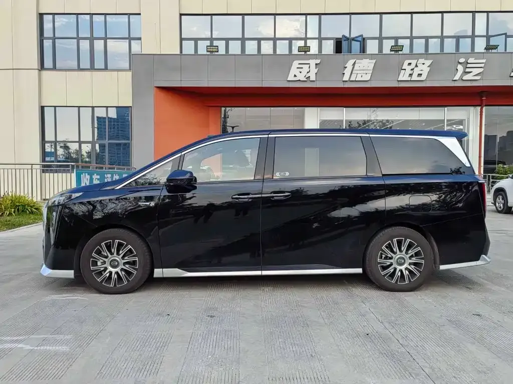 GAC Motor Trumpchi M8 — фото 8