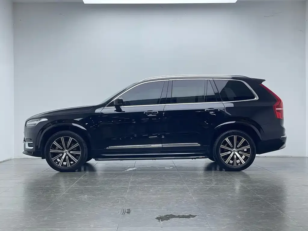 Volvo XC90 — фото 4