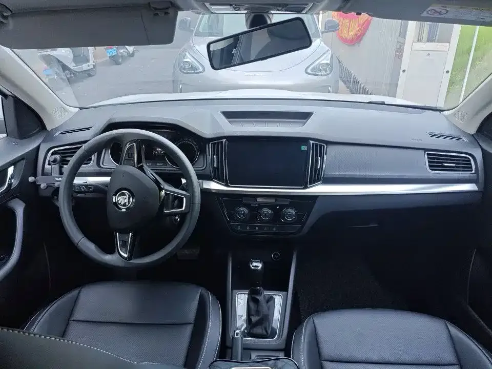 Skoda Kamiq — фото 2