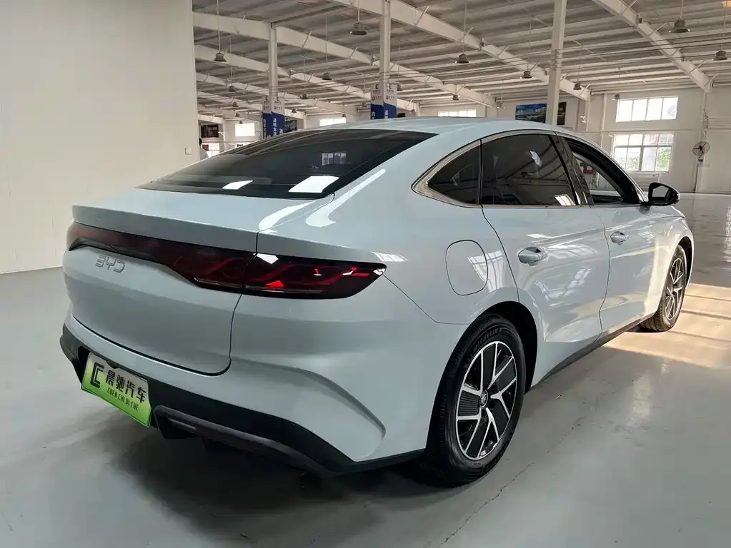 BYD Qin L — фото 7